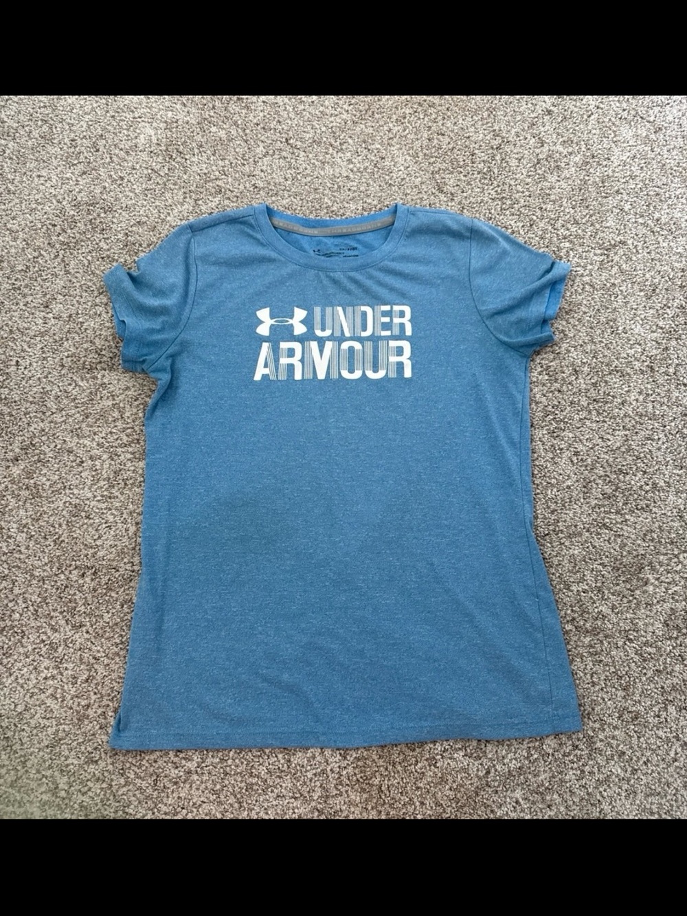 Under Armour T-shirt